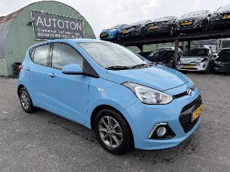 Coche accidentado Hyundai I-10 1.2 i-Drive 62KW Cool Led Airco 5-Drs 2014/3