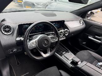 Mercedes EQA 67 kWh 140KW AMG solution Business Sfeerverlichting Clima Navi Camera NAP picture 10