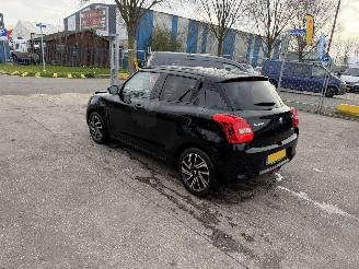Suzuki Swift 1.2 61KW Autom. Smart Hybrid Led Xenon Navi Clima picture 4