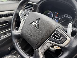 Mitsubishi Outlander 2.4 PHEV 99KW Autom. Clima Navi Schuifdak S-Edition NAP picture 10