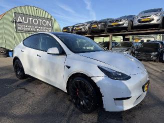 Damaged car Tesla Model Y 75 kWh Performance 462PK AWD Pano Clima Navi 2022/9