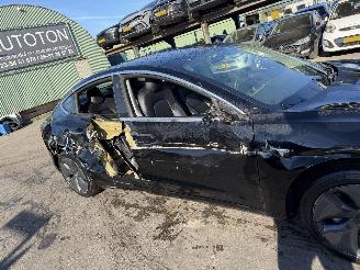 Tesla Model 3 60 kWh 175KW RWD Standard Plus Pano Clima Navi Led NAP picture 14