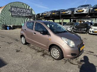 krockskadad bil auto Suzuki Alto 1.0 50KW 5-Deurs NAP 2010/5