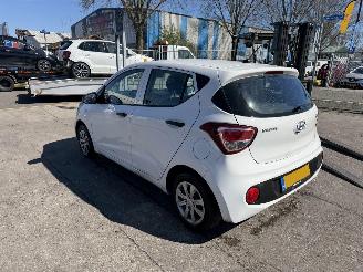 Hyundai I-10 1.0i 49KW I-Drive 5-Deurs picture 2