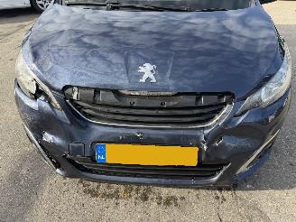 Peugeot 108 1.0 Automaat E-VTI Allure Camera Clima Leer Led 5-Drs NAP picture 17