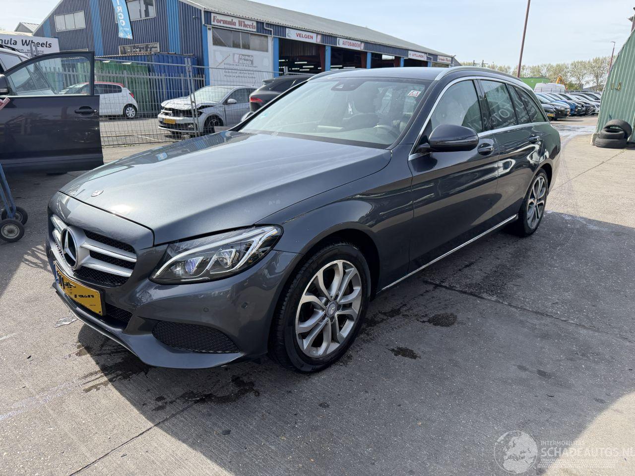 Mercedes C-klasse 350e Hybrid 155KW Autom. Clima Navi Led Xenon Burmester