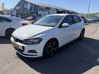 Volkswagen Polo 1.0 48KW 5-Deurs Airco picture 2