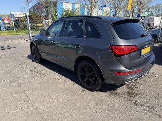 krockskadad bil auto Audi Q5 2.0 TDI 140KW Quattro Pano Clima Navi S-Line 2016/1