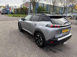 Peugeot e-2008 GT 50 kWh EV 100KW Autom. Clima Navi Led Camera NAP picture 4