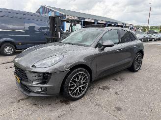 Voiture accidenté Porsche Macan 3.0 D S 190KW Autom. Pano Clima Navi Camera Led Xenon 2016/2
