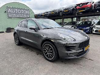 krockskadad bil auto Porsche Macan 3.0 D S 190KW Autom. Pano Clima Navi Camera Led Xenon 2016/2