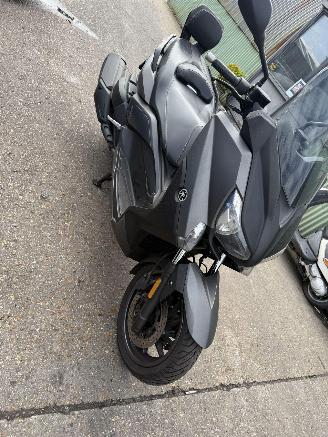 Yamaha XMAX 400 ABS 23KW picture 8