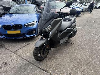 Yamaha XMAX 400 ABS 23KW picture 2