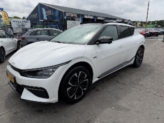 damaged passenger cars Kia EV6 77.4 kWh 168KW GT-Line Pano Clima Navi HUD 360 Camera NAP 2021/12