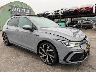 Voiture accidenté Volkswagen Golf 1.5 TSI R-Line 96 kW Pano 2020/9