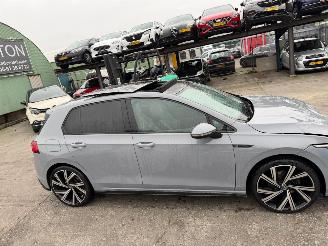 Volkswagen Golf 1.5 TSI R-Line 96 kW Pano picture 2