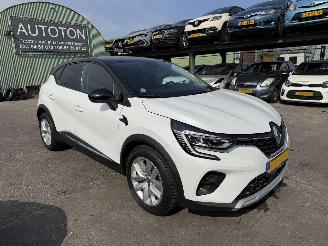 skadebil auto Renault Captur 1.3 TCE 96KW Intens Navi Clima Led 2020/12