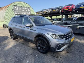 Damaged car Volkswagen Tiguan 1.5 TSI DSG Pano Allspace Clima Navi Camera Virt Dash NAP 2023/1