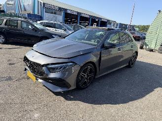 Mercedes A-klasse 180 Autom. 100KW Pano Sfeer Clima Navi AMG Line NAP picture 2