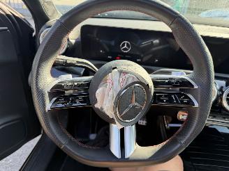 Mercedes A-klasse 180 Autom. 100KW Pano Sfeer Clima Navi AMG Line NAP picture 17