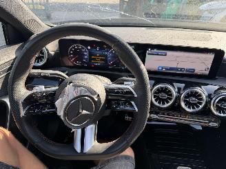 Mercedes A-klasse 180 Autom. 100KW Pano Sfeer Clima Navi AMG Line NAP picture 9