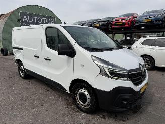 skadebil bedrijf Renault Trafic 2.0 DCI 107KW T29 L1H1 Comfort Clima Navi Camera Led NAP 2021/10
