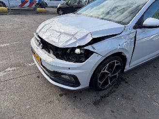 Volkswagen Polo 1.0 TSI 70kW Pano picture 18