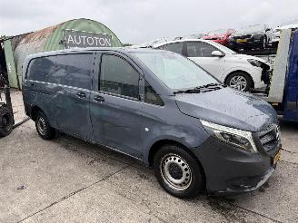 skadebil bedrijf Mercedes Vito 114 CDI Autom. 100KW Extra Lang Led Clima Navi Camera NAP 2022/9