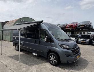 dommages  camping cars Adria  Camper 600 Twin SPT Vast bed Luifel Keuken Koelkast WC Clima Navi 2015/7