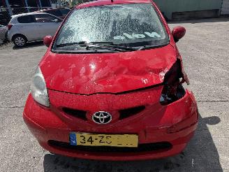 Toyota Aygo 1.0-12V 50KW 5-Deurs NAP picture 12