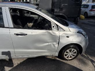 Hyundai I-10 1.0i 49KW i-Drive 5-Deurs NAP picture 12