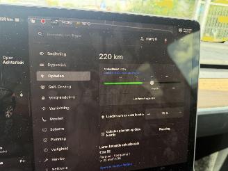 Tesla Model Y 75 kWh Long Range 258KW AWD Pano Clima Navi picture 12
