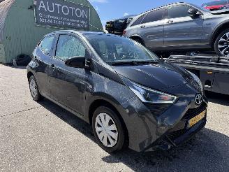 Avarii autoturisme Toyota Aygo 1.0 VVT-I 53KW X-fun Airco Led 5-Drs NAP 2020/9