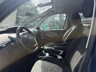 Citroën C4-picasso 1.2 96KW Clima Navi Led Pano Keyless Intensive NAP picture 6