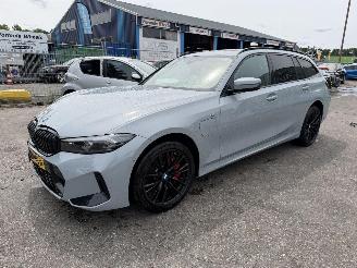 BMW 3-serie 330e 135KW Pano Clima Navi M-Pakket NAP picture 2