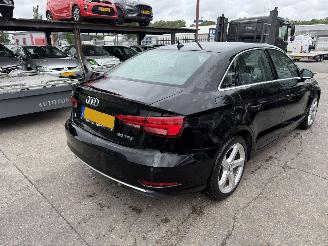 krockskadad bil auto Audi A3 30 TFSI 85KW Clima Navi Led Sport Lease Edition Led NAP 2019/6