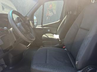 Mercedes eSprinter 55 kWh 85KW L2H2 Clima Camera NAP picture 8