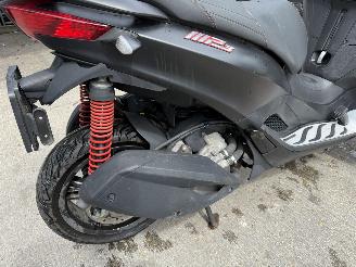 Piaggio MP3 300 HPE Sport 19kW picture 12