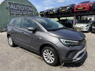 krockskadad bil auto Opel Crossland 1.2 Turbo 96KW Autom. Clima Navi Led 360Camera Elegance 2021/9