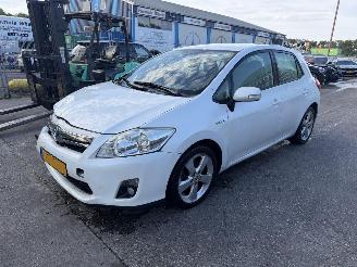 skadebil auto Toyota Auris 1.8 Full Hybrid 73KW Autom. Clima Navi Camera Executive NAP 2011/1