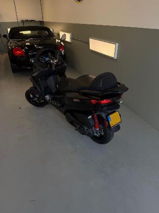 Piaggio MP3 500 HPE 33KW Sport picture 4