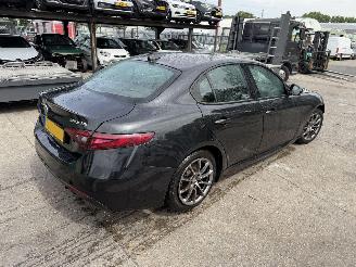 Coche accidentado Alfa Romeo Giulia 2.0T 147KW Autom. Super Clima Navi NAP 2017/2