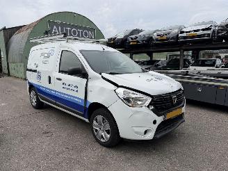 Dacia Dokker 1.5 DCI 66KW Navi Airco Solid Imperiaal NAP picture 1