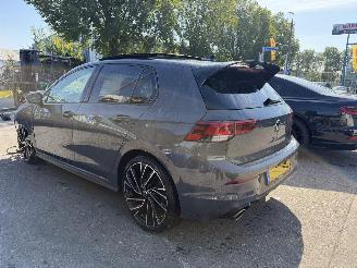 Vaurioauto  passenger cars Volkswagen Golf 2.0 GTI 300PK Autom. Pano Clima Navi 5-Drs 2022/2
