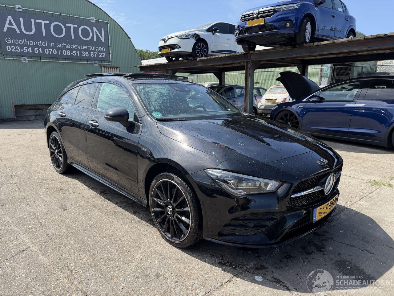 Mercedes Cla-klasse 250 e Pano Sfeerverlichting Clima Navi Premium Plus