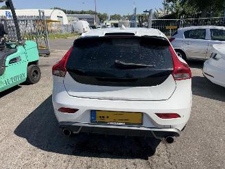 Volvo V-40 2.0 D2 88KW R-Design Xenon Clima Navi Business NAP picture 4