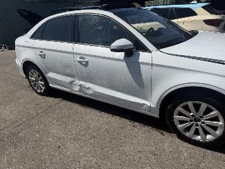Audi A3 1.5 TFSI 110KW Pano Navi Clima Led Sedan picture 13