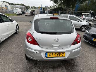 Opel Corsa 1.2-16V 63KW Airco Anniversary Edition NAP picture 4