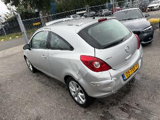 Opel Corsa 1.2-16V 63KW Airco Anniversary Edition NAP picture 5