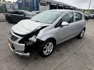 Opel Corsa 1.4-16V 66KW Automaat Airco Enjoy 5-Drs NAP picture 5